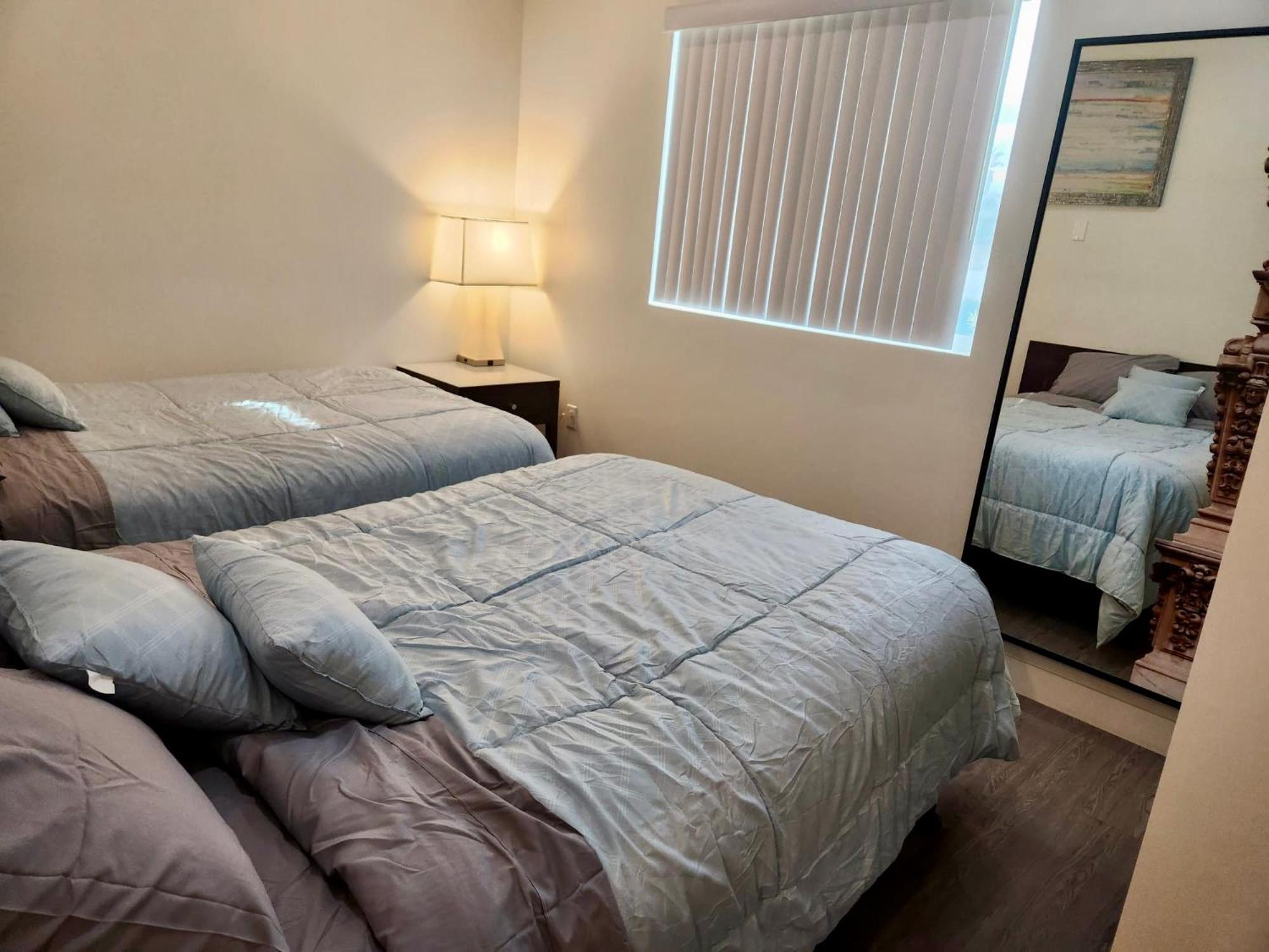 Aparthotel Urban Chic Residences In La *