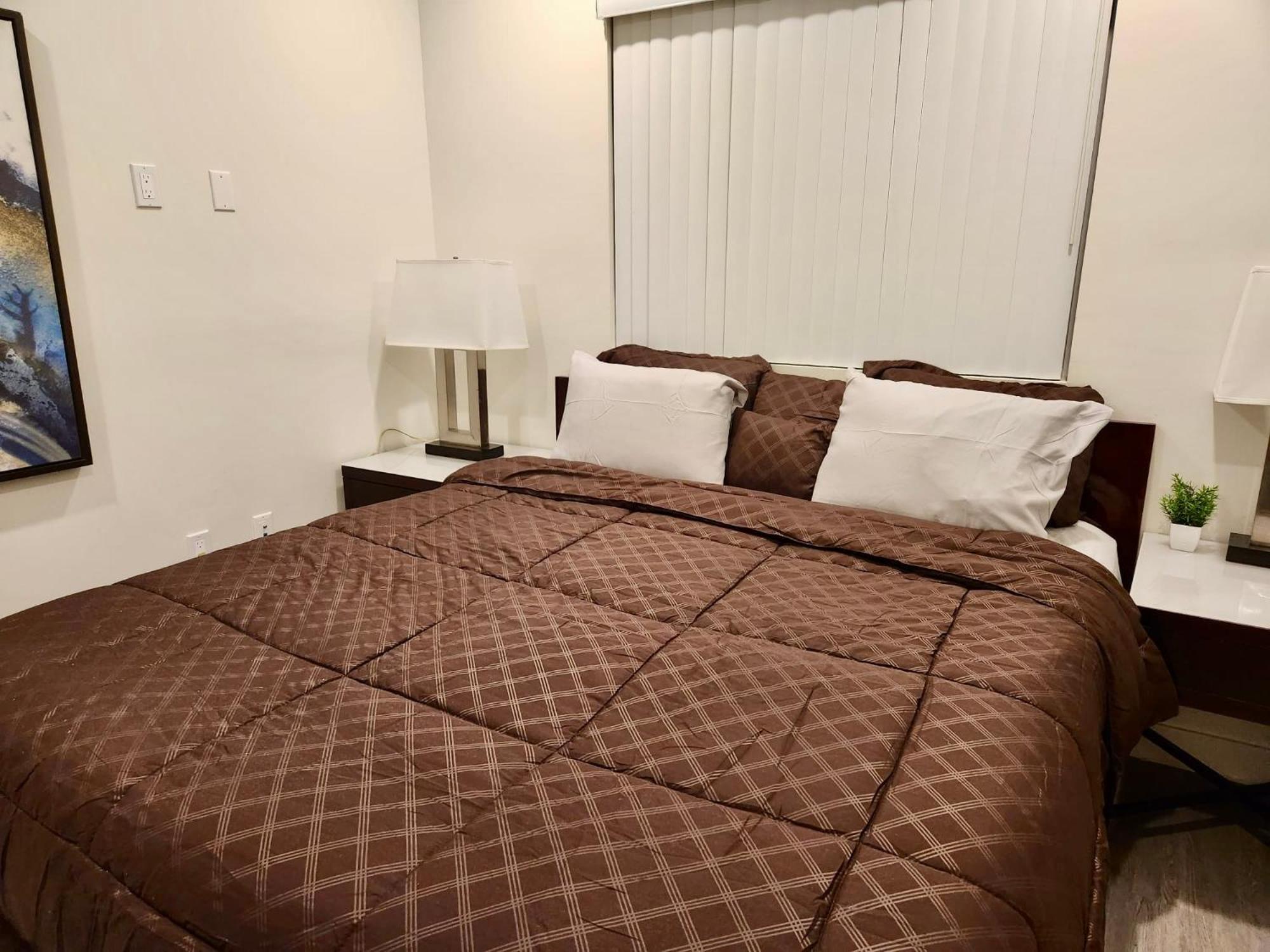 Urban Chic Residences In La Aparthotel